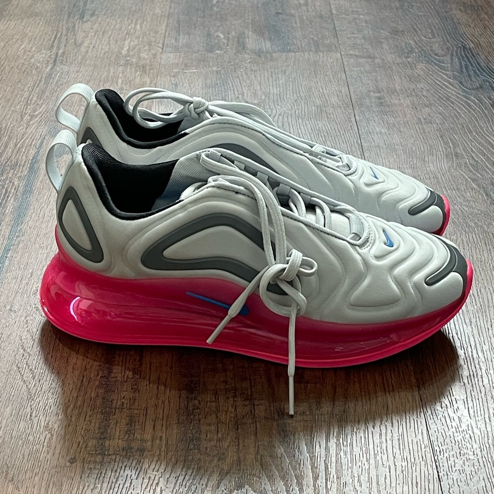 Nike Air Max 720 GS ‘Grey Pink’ (size 5y/wmns 6.5)
